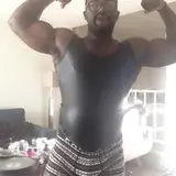 youngmusclebear